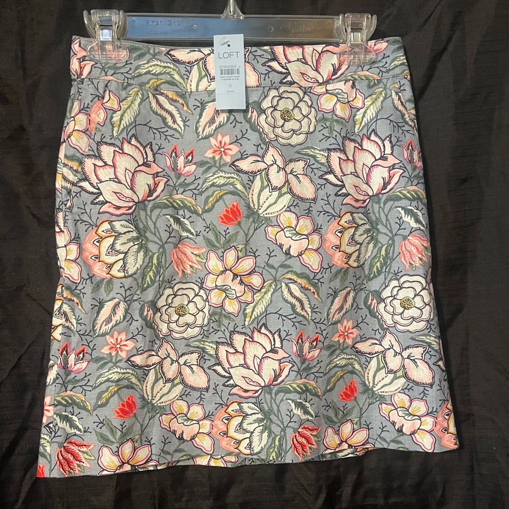 NWT Loft skirt